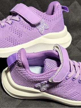 Lilac Girls' Knit Athletic Sneakers Size 12